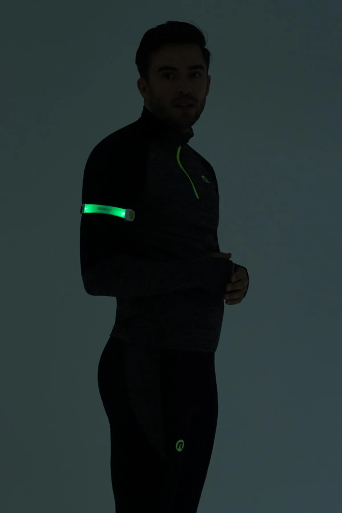 Rogelli Łyżworolki | Wszystkie Produkty<OchronneświatłoNEONLEDARMBANDzregulowanympaskiemnarękę,zielone