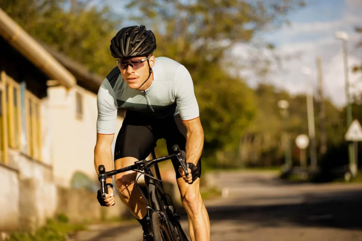 profesjonalnespodenkiroweroweprimezelowwkadkczarne_15.webp Rogelli Łyżworolki | Wszystkie Produkty<ProfesjonalnespodenkirowerowePRIME2.0zżelowąwkładką,czarne