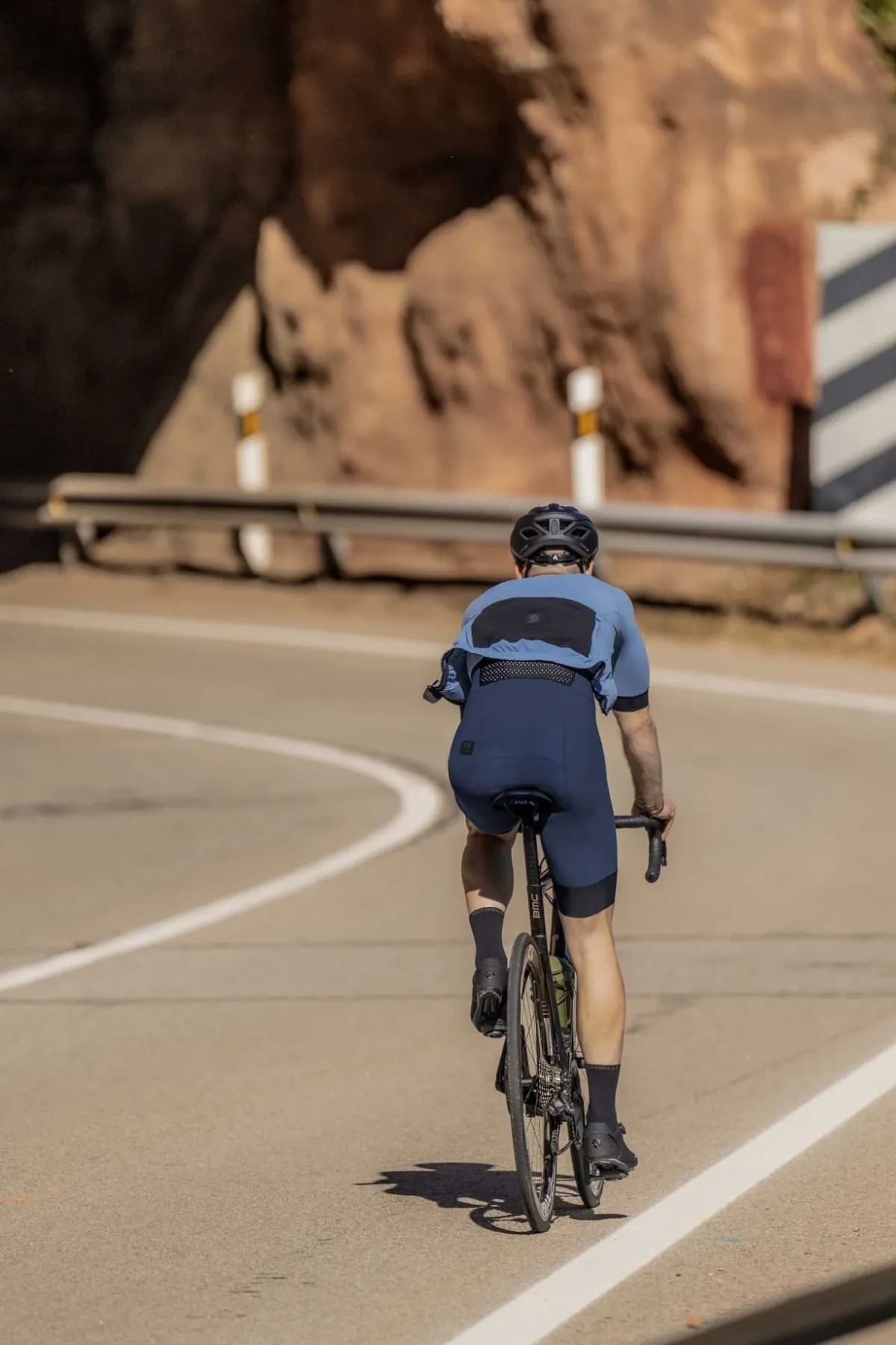 spodenkirogellisignaturezelowwkadkniebieskie_10.webp Rogelli Łyżworolki | Wszystkie Produkty<SpodenkiSIGNATUREzżelowąwkładką,niebieskie