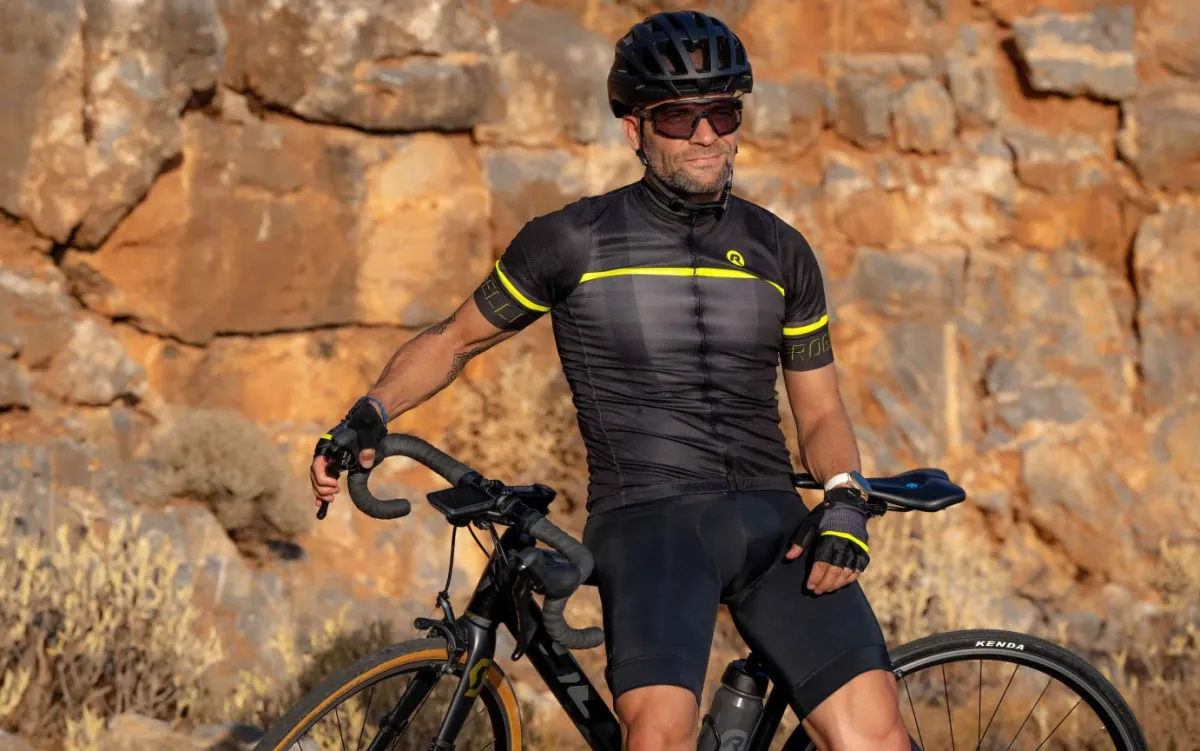 zestawrowerowyrogelliheroiiodblaskowyty_9.webp Rogelli Łyżworolki | Wszystkie Produkty<ZestawrowerowyHEROII,odblaskowyżółty